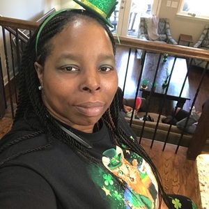 Meet your Posher, Latarsha